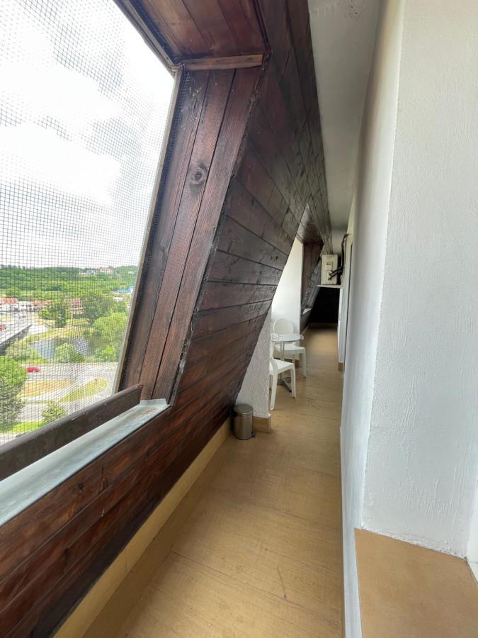 Lovely 3 bedrooms Apartament Oradea Buitenkant foto